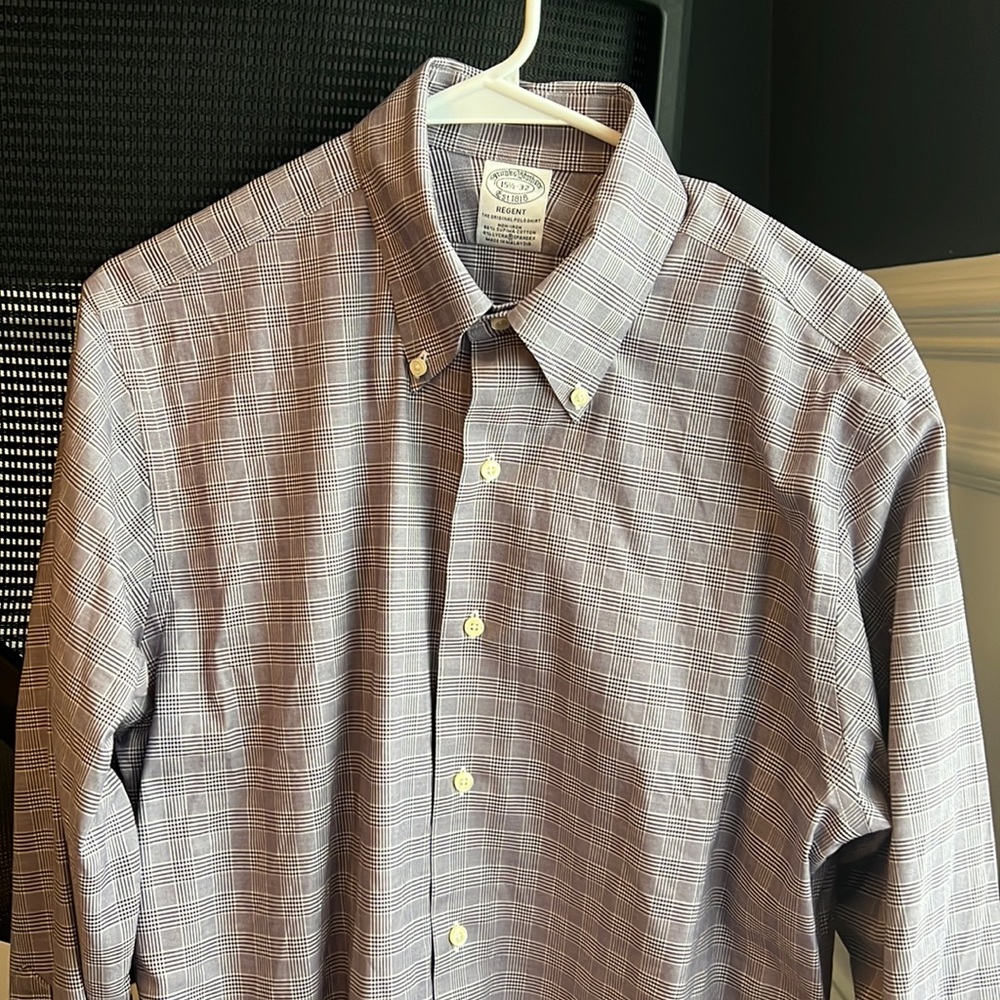 Brooks Brother luxury dress shirt, burgundy squares, size 15.5/32 regent fit.